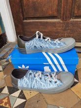 Load image into Gallery viewer, "Stormflash" - Custom Trainers